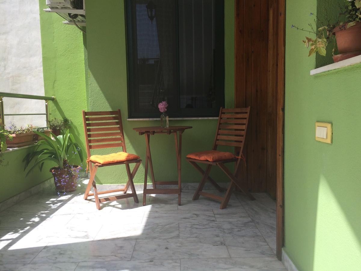 Friends House Bed & Breakfast Tirana Exterior photo